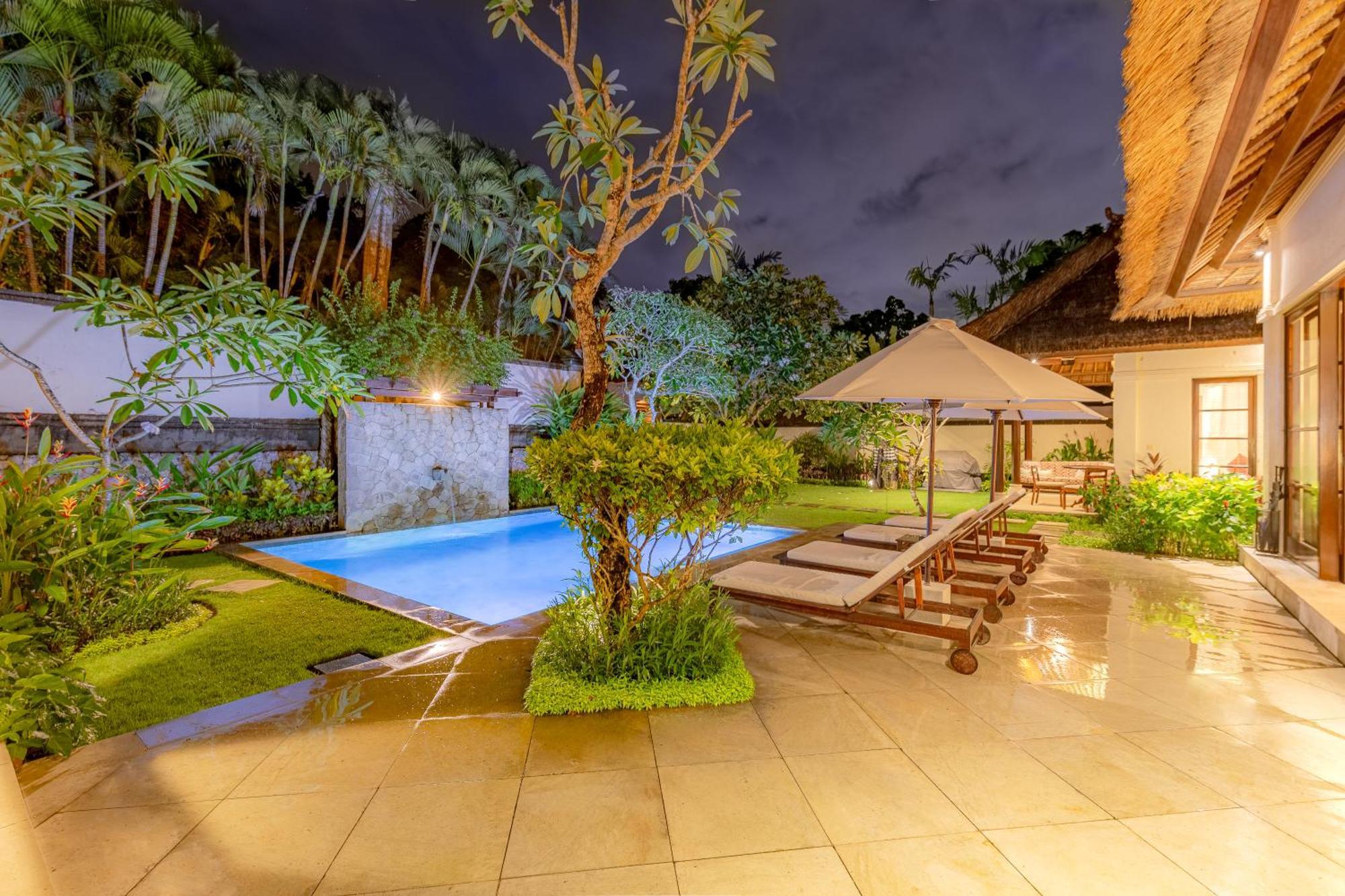 Villa Dorado - Steps From Jimbaran Beach Exterior foto
